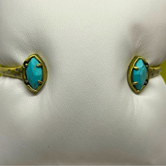 NIB Kendra Scott Gold Turquoise Howlite Cuff Bracelet - Picture 5 of 9